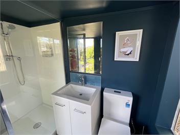 Sunny & Spacious Palm Beach Studio - Waiheke