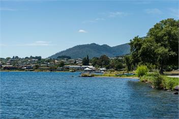 Lakeside Serenity (Bachcare) - Taupo