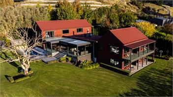 Kiwiesque - Luxury Lodge Vineyard Accommodation - Napier