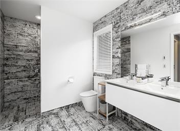Hideaway at the Bay - Spa Pool, Premium Property, Walking distance to the Lake - Taupo