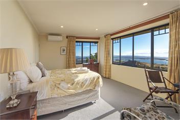 Jacaranda - Views over Tasman Bay - Nelson