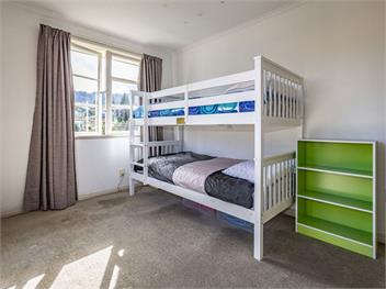 Drasko's Den (Bachcare) - Ohakune