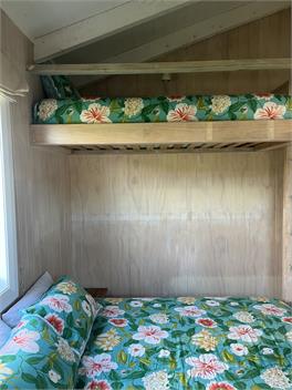 Medlands Surf Cabin - Great Barrier Island