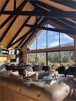 Fergs Chalet - Castle Hill Village