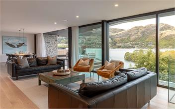 Willow Waters | Lakeside luxury with all day sunshine - Queenstown