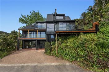 Treetop Hideaway (Bachcare) - Ohope