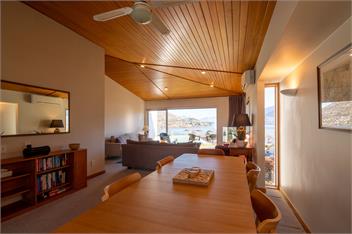 Queenstown Lakeside Gem: 3 BDR, Wi-Fi & Parking - Queenstown