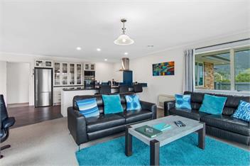 Pohara Beach Life -