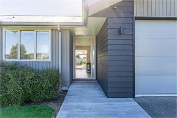 Within Reach - Coastal Escape - Cooks Beach - 