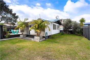 Slice of Paradise (Bachcare) - 