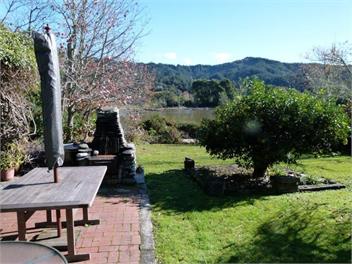 Martin Farm Rd-Kaiteriteri - Motueka
