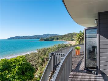 COOPERS BEACH FRONT - 