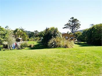 Tomatea Rua (Bachcare) - Pakawau