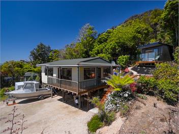 Tidal Treasure (Bachcare) - Collingwood