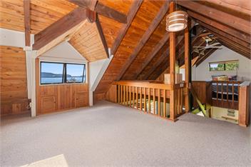 Splendour on Spencer (Bachcare) - Lake Tarawera