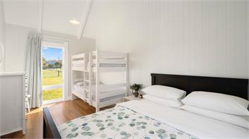Te Whare Hipi (Bachcare) - Martinborough