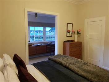 Tiromoana Beachfront Cottage in Worser Bay - Wellington