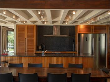Calianne - Superb Beachfront Architecture - Far North