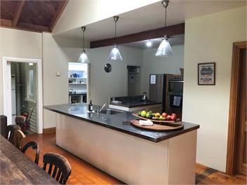 Greentops Farmhouse - Martinborough