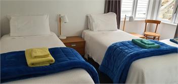 OB Retreat - 6 bedrooms, Ideal for families, friends & work groups. Private & quiet. - Wellington