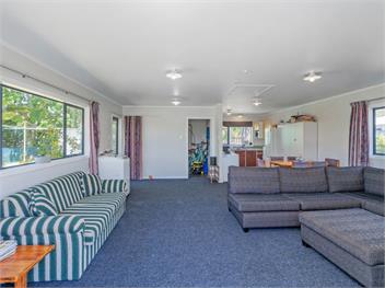 The Bach at 44 (Bachcare) - Cooks Beach