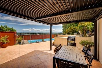 Napier Hilltop Stays - Views, Pool & Pet-Friendly! - Napier
