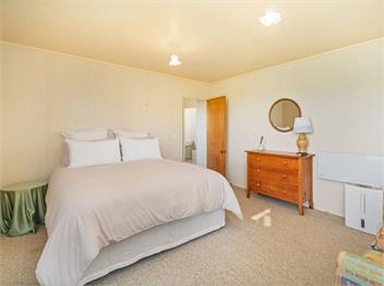 Beachfront Landing (Bachcare) - Pauanui