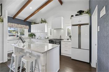 Fisherman Cottage (Bachcare) - Waikanae Beach