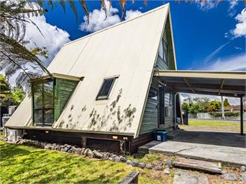 Peaks and Pines Chalet (Bachcare) - Ohakune