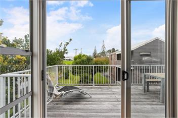 Ocean Road Beach House - Whangamata