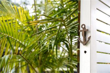 Slice of Paradise (Bachcare) - 