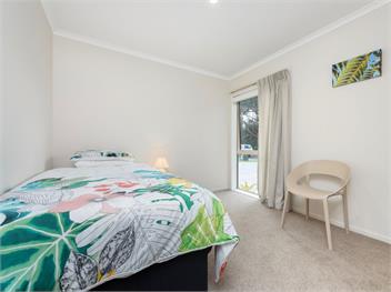 Modern Beach Break (Bachcare) - Waihi Beach