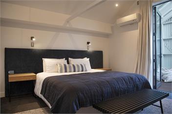 Loft at Shed 5 (Bachcare) - Ahuriri