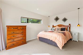 R and R at Robertson (Bachcare) - Raglan