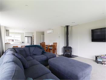 Fiordland Getaway (Bachcare) - Te Anau