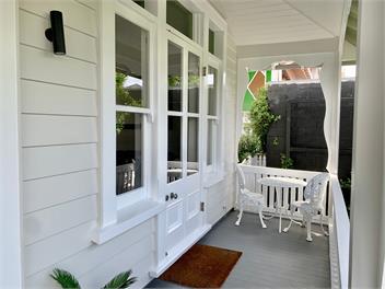 Luxury Devonport Apartment - Auckland