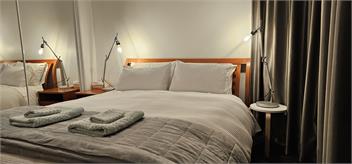 OB Retreat - 6 bedrooms, Ideal for families, friends & work groups. Private & quiet. - Wellington