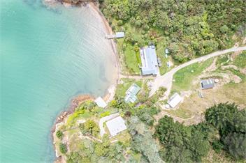Lushingtons Bay (Bachcare) - Akaroa