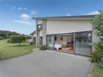 Sun Seekers Lookout (Bachcare) - Whitianga