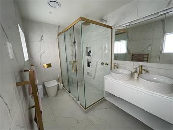 Luxury Seaside Village Resort - Auckland