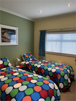 Longshore: Absolute beachfront,spa,tennis,pool - Waikanae Beach