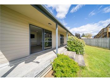 Cosy Lakeside (Bachcare) - Manapouri