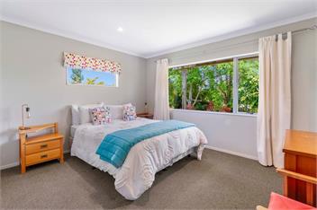Calm Horizon (Bachcare) - Taupo