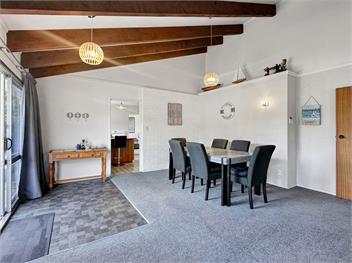 Central Spacious Family House (Bachcare) - Paihia