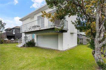 Ocean Road Beach House - Whangamata