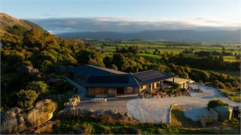 The Distiller's Retreat - 