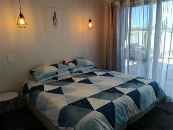 Family Executive Bach - Golden Bay