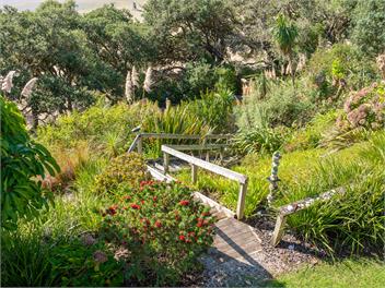 COOPERS BEACH FRONT - 