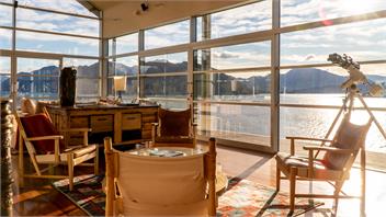 Whare Kea | Sleeps 12 | Lakefront Location | Amazing Views - Wanaka