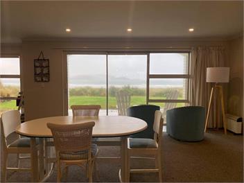 Tumu Toka Retreat, Curio Bay - Tokanui